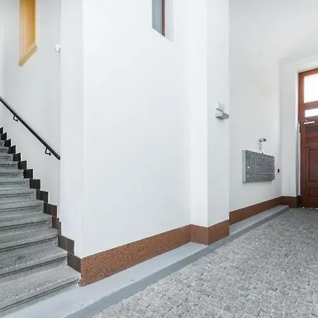 Nice Apartman In New Town * Прага