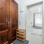 Apartman Nice Apartman In New Town