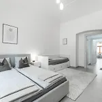 Apartman Nice Apartman In New Town