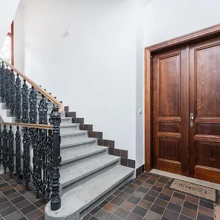 شقة Nice Apartman In New Town