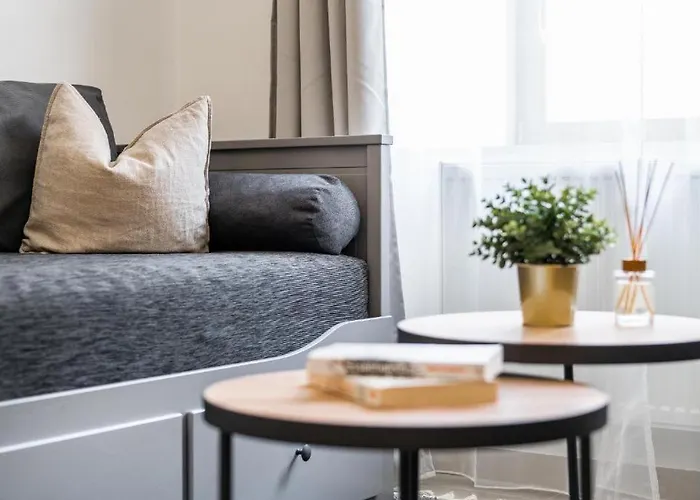 Nice Apartman In New Town *