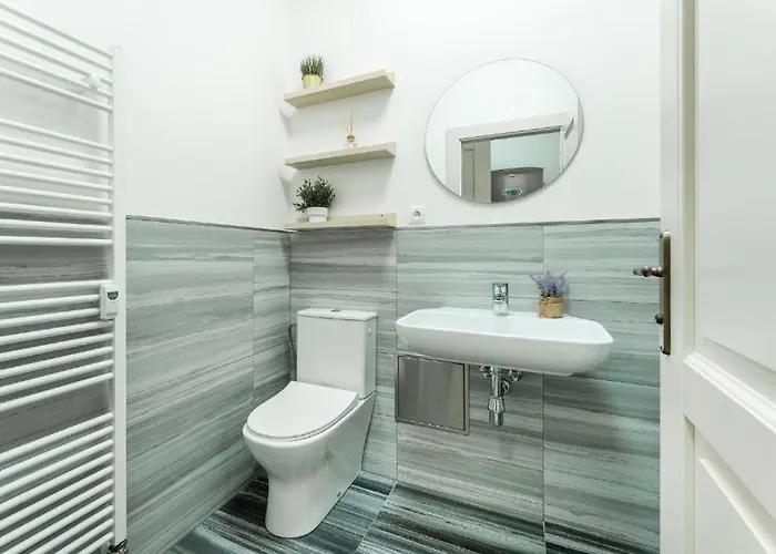Nice Apartman In New Town * Praga